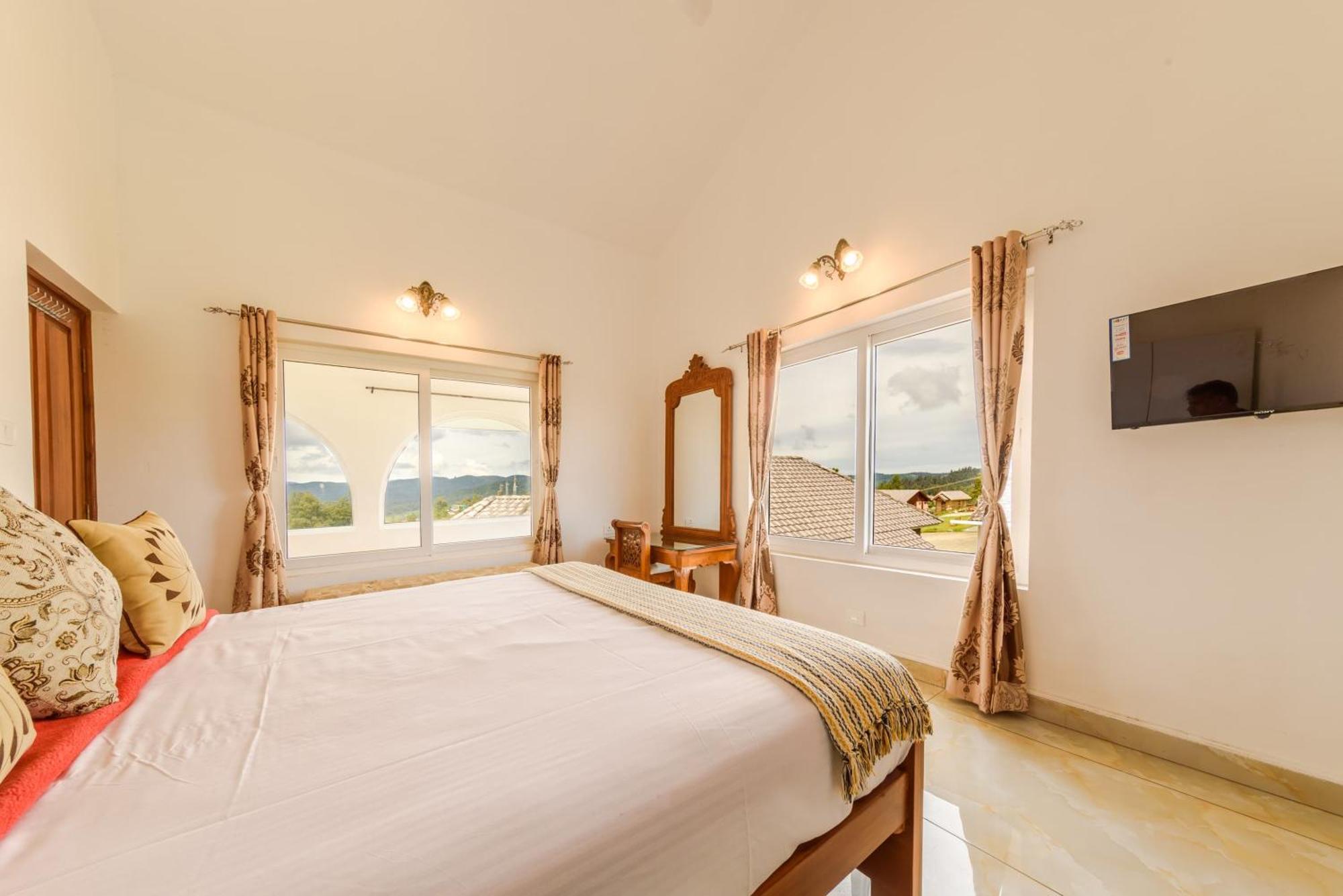 Emerald Stays Ooty By Voye Homes , Italian Luxury Near Ooty Emerald Lake Exterior photo